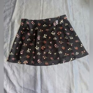 No Boundaries Black Floral Mini Skirt Juniors Size Large 11-13